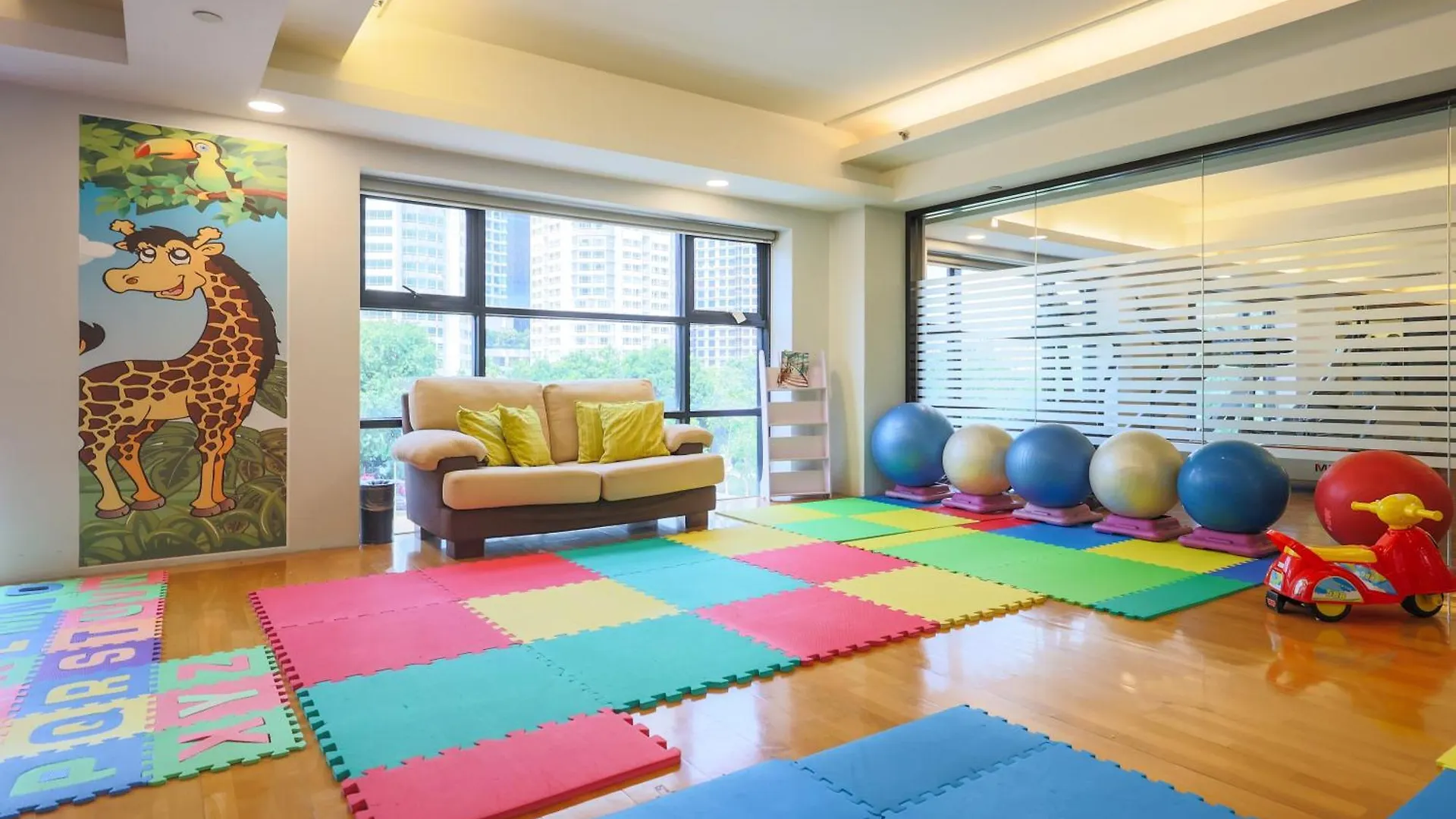 Alia Premier Klcc Aparthotel Κουάλα Λουμπούρ 5*,